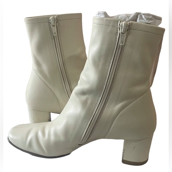 By Far Sofia Boots Off White Heeled Ankle Boot Leather Size 36 Women’s 5.5 - Picture 5 of 14